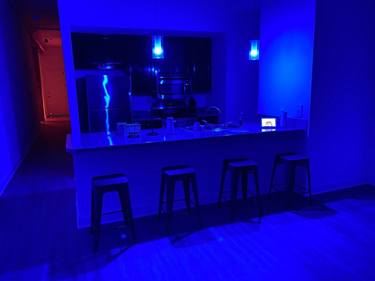 Industrial Smart Home Apartment In The Center Of Downtown Мемфис Экстерьер фото